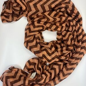 Chevron Patterned Scarf